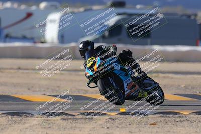 media/Dec-17-2023-CVMA (Sun) [[bf0c04832d]]/Race 2 Amateur Supersport Open/